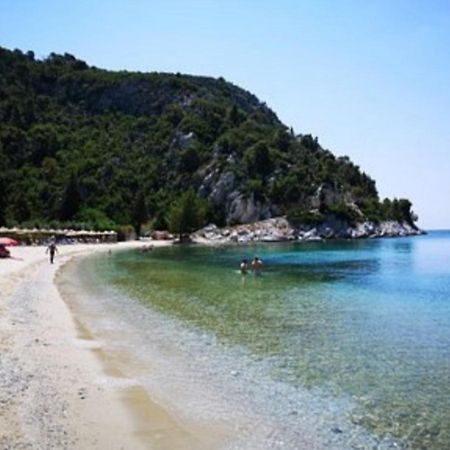 Limnonari Beach Rooms Скопелос Екстер'єр фото
